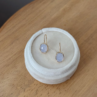 lavender chalcedony drops